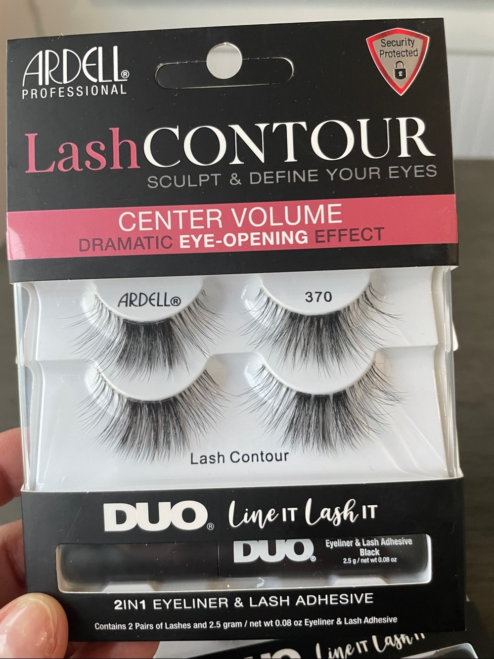 Set of 2 Ardell Lash Contour - Center Volume Dramatic Eye-Opening Effect - Picture 3 of 4